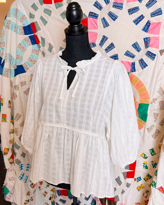 Avery WhBabydoll Blouse