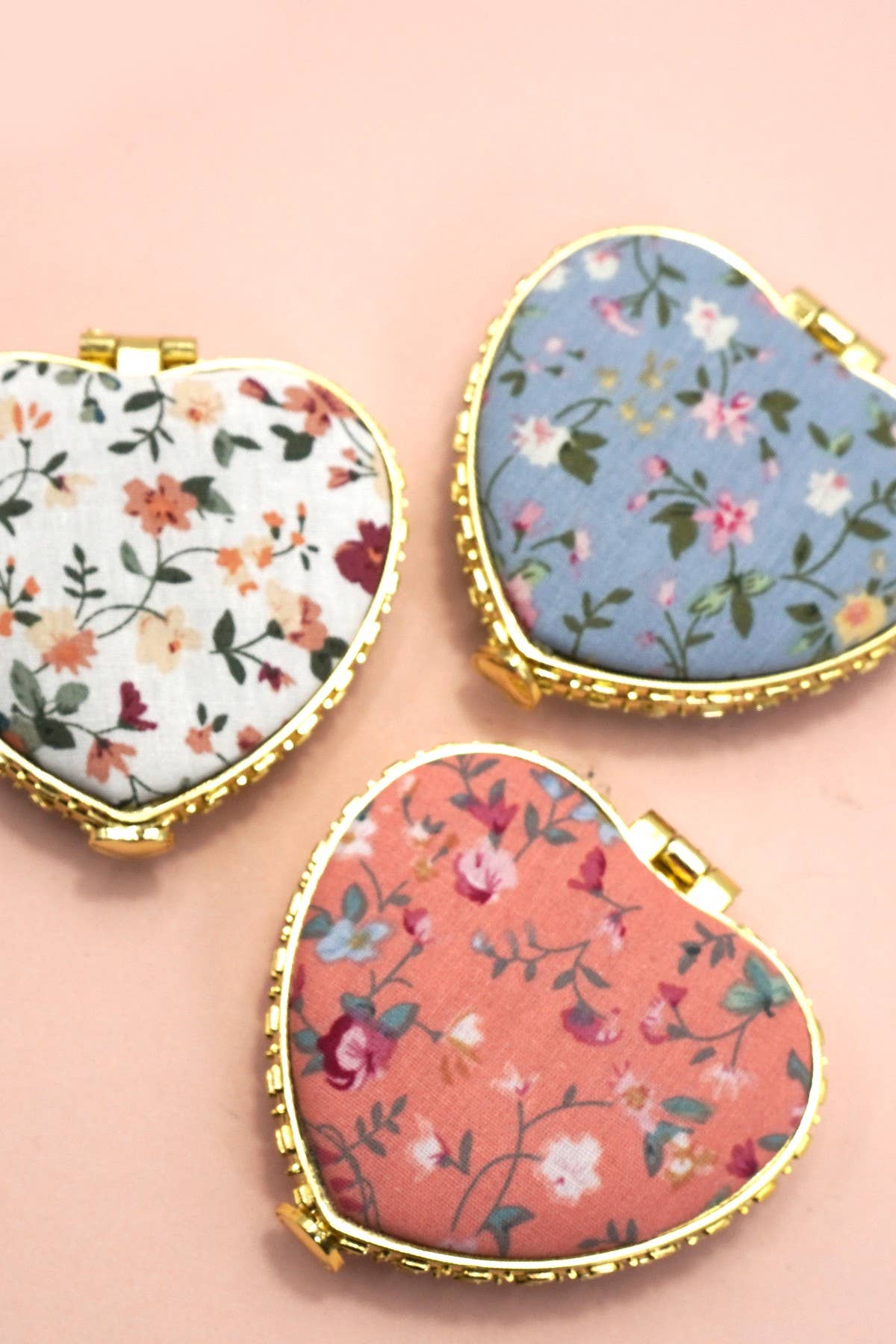 # POCKET COMPACT - BLUE HEART