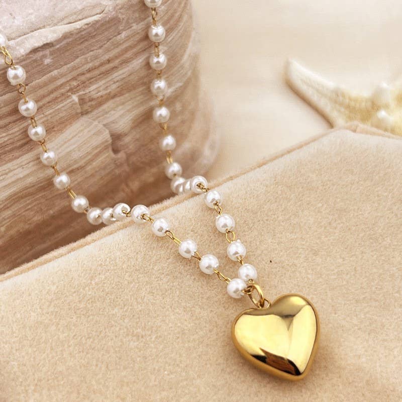 # NECKLACE - HEART 18K PEARL