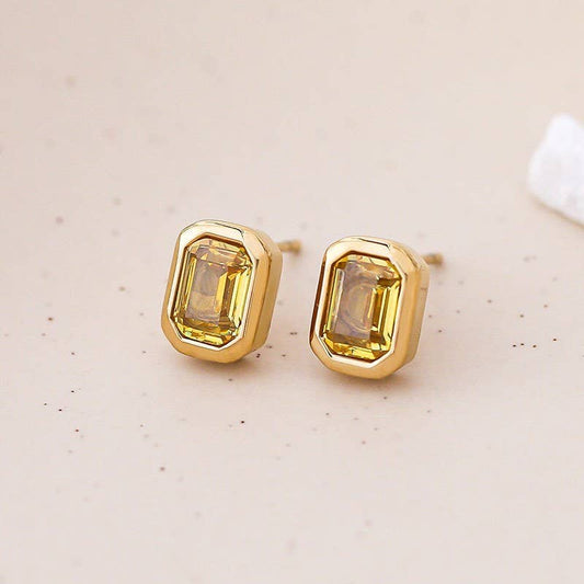 # EARRINGS - 18K TARNISH-FREE STUDS