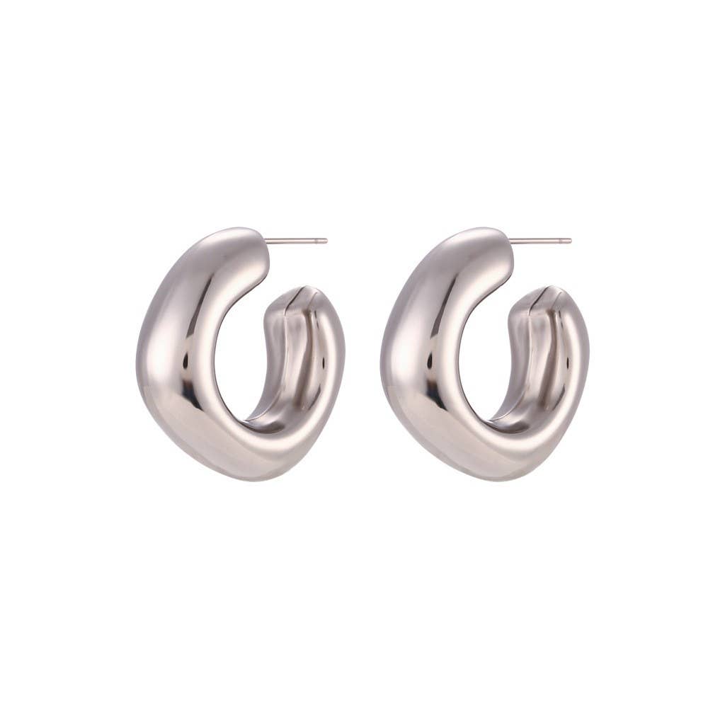# EARRINGS - 18K TARNISH-FREE HOOPS