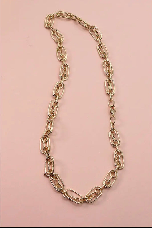 # NECKLACE - CHUNKY CHAIN